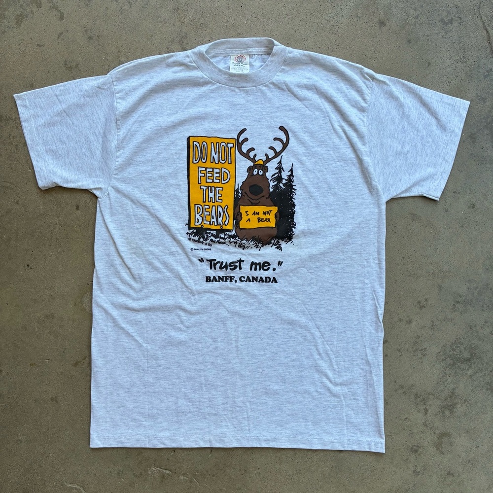 VTG Do Not Feed the Bears T-Shirt XL Light Gray Banff Canada